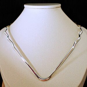 Choker neck ring wavy v sterling silver made in italy