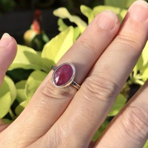Ring sterling silver fashionable pink Sapphire rose cut deep color sparkly handmade