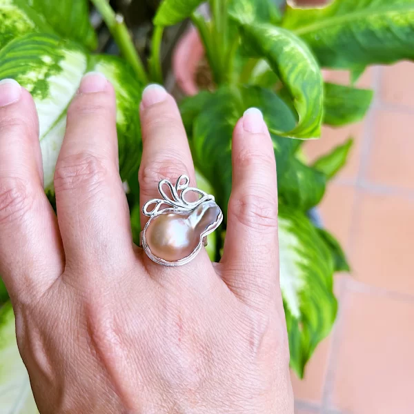 Paisley_2 Ring statement sterling silver mabe pearl paisley pattern uniquely handmade