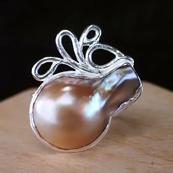 Ring statement sterling silver mabe pearl paisley pattern uniquely handmade