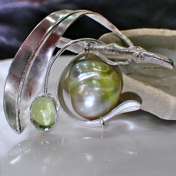 Perlidot_15 Pendant pearl peridot olive branch leaves fruit sterling silver nature inspired handmade