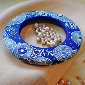 Art bangle nature inspired organic form double-sided continuous artwork handcrafted polymer clay contemporary wearable