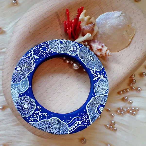 Art bangle nature inspired organic form double-sided continuous artwork handcrafted polymer clay contemporary wearable